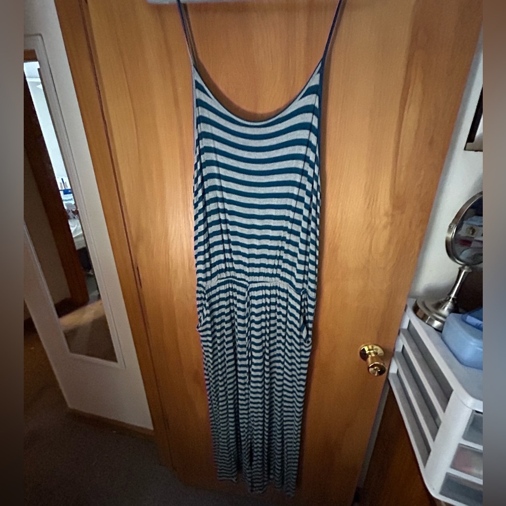 Sleeveless jumpsuit